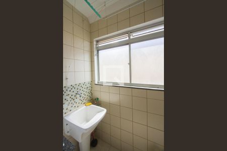 Área de Serviço de apartamento para alugar com 2 quartos, 52m² em Jardim Iracema, São Paulo
