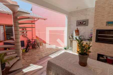 Casa à venda com 105m², 3 quartos e 1 vagaArea externa