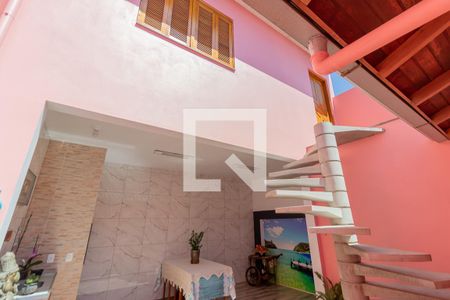 Casa à venda com 105m², 3 quartos e 1 vagaArea externa