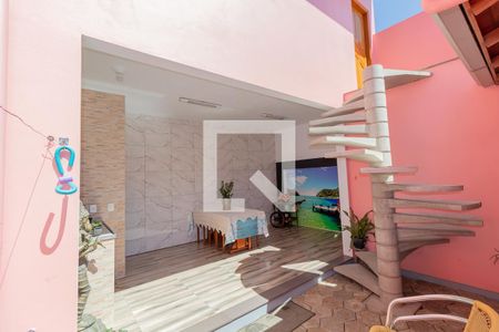 Casa à venda com 105m², 3 quartos e 1 vagaArea externa