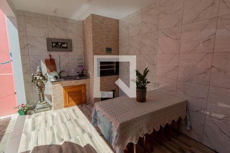 Casa à venda com 105m², 3 quartos e 1 vagaArea externa