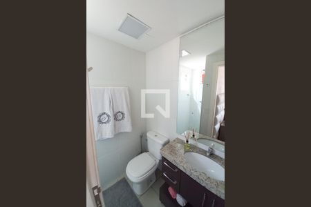 Apartamento à venda com 72m², 3 quartos e 1 vagaBanheiro da Suíte