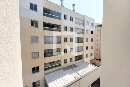 Apartamento à venda com 72m², 3 quartos e 1 vagaVista do quarto 2