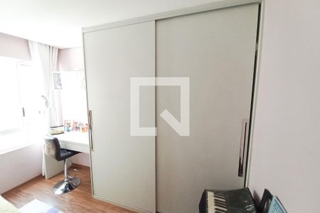 Apartamento à venda com 72m², 3 quartos e 1 vagaQuarto 2