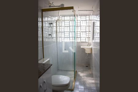 Banheiro de apartamento para alugar com 1 quarto, 45m² em Bosque da Saúde, São Paulo