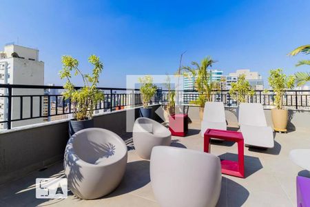 Studio para alugar com 24m², 1 quarto e sem vaga Studio para alugar com 24m², 1 quarto e sem vagaTerraço