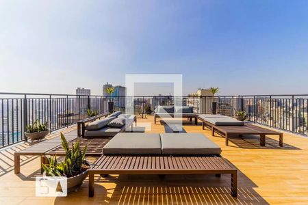 Studio para alugar com 24m², 1 quarto e sem vaga Studio para alugar com 24m², 1 quarto e sem vagaTerraço
