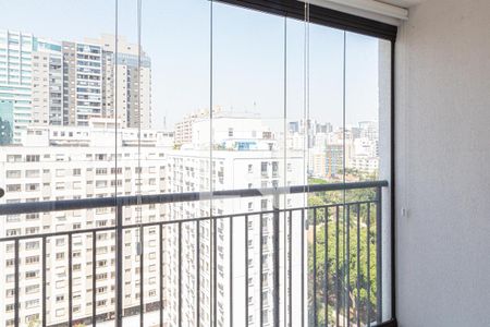 Varanda  de kitnet/studio para alugar com 1 quarto, 24m² em Consolação, São Paulo