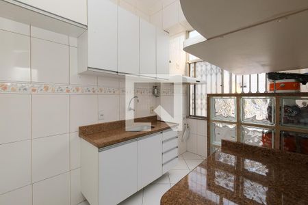 Apartamento para alugar com 65m², 2 quartos e 1 vagaCozinha - Armários