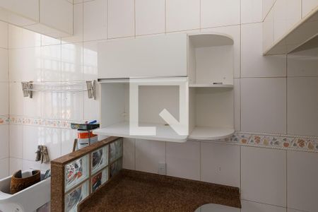Apartamento para alugar com 65m², 2 quartos e 1 vagaCozinha - Armários