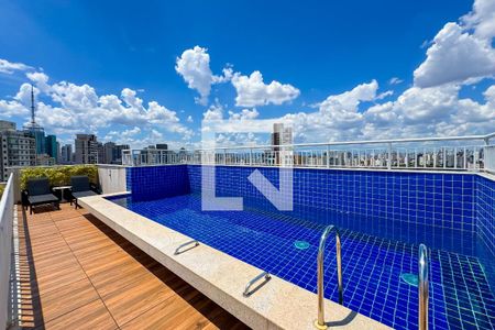 Studio à venda com 31m², 1 quarto e sem vaga Studio à venda com 31m², 1 quarto e sem vagaPiscina