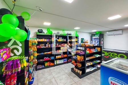 Studio à venda com 31m², 1 quarto e sem vaga Studio à venda com 31m², 1 quarto e sem vagaMercado 24 Horas