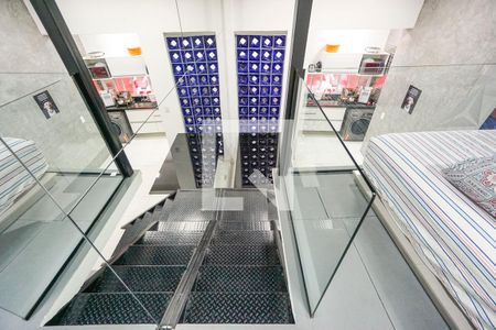 Studio para alugar com 80m², 1 quarto e 1 vagaEscada