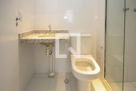 Banheiro de apartamento para alugar com 2 quartos, 37m² em Cidade Satélite Santa Bárbara, São Paulo