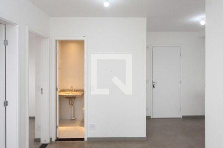 Sala de apartamento para alugar com 2 quartos, 37m² em Cidade Satélite Santa Bárbara, São Paulo