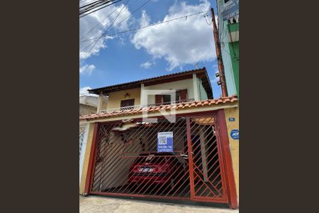 Casa à venda com 125m², 2 quartos e 2 vagasFachada
