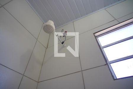 Banheiro de casa de condomínio para alugar com 1 quarto, 38m² em Estância Velha, Canoas