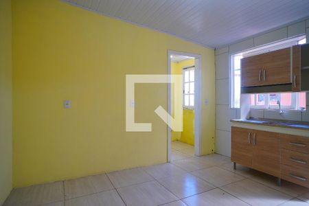 Sala cozinha  de casa de condomínio para alugar com 1 quarto, 38m² em Estância Velha, Canoas
