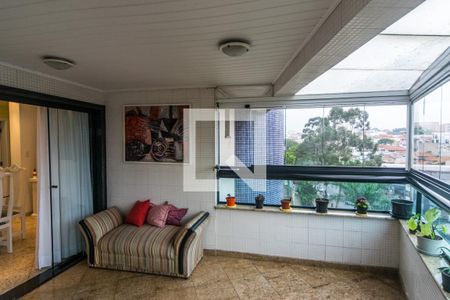 Apartamento à venda com 115m², 3 quartos e 3 vagasVaranda 