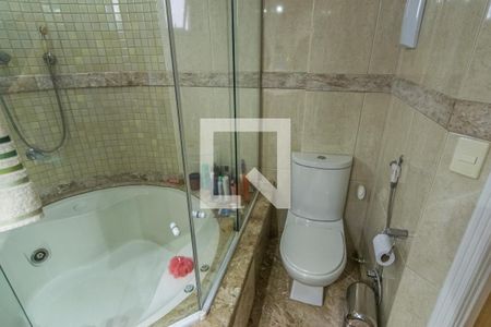 Apartamento à venda com 115m², 3 quartos e 3 vagasSuíte 1
