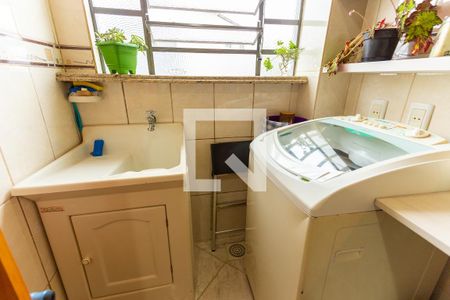 Apartamento à venda com 52m², 2 quartos e 1 vagaCozinha e Área de Serviço