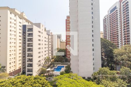 Apartamento à venda com 207m², 3 quartos e 2 vagasVista