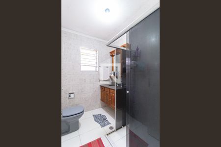 Casa à venda com 250m², 4 quartos e 2 vagasBanheiro 2