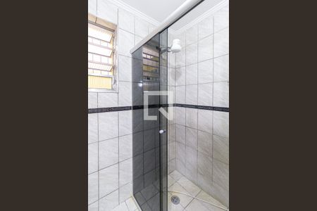 Casa à venda com 250m², 4 quartos e 2 vagasBanheiro 1