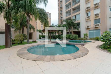 Apartamento à venda com 100m², 3 quartos e 3 vagasÁrea comum - Piscina