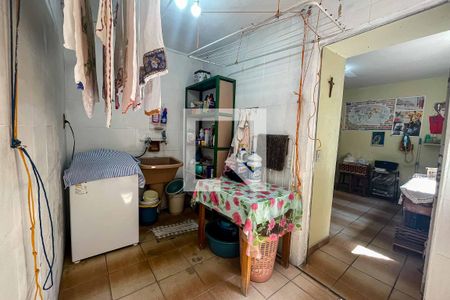 Casa à venda com 200m², 3 quartos e sem vagaÁrea de Serviço