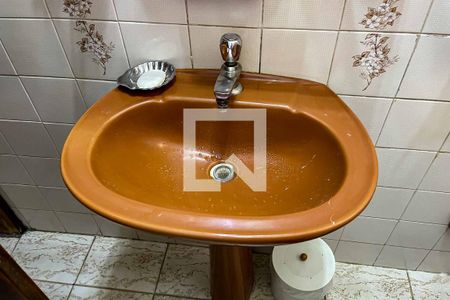 Casa à venda com 200m², 3 quartos e sem vagaBanheiro 2