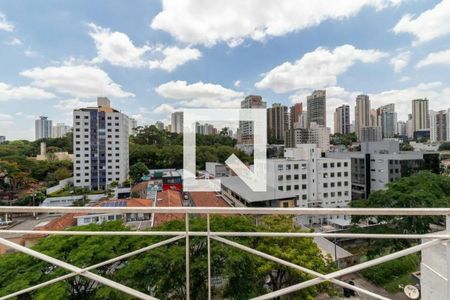 Casa à venda com 540m², 6 quartos e 6 vagas Casa à venda com 540m², 6 quartos e 6 vagasVista da Varanda