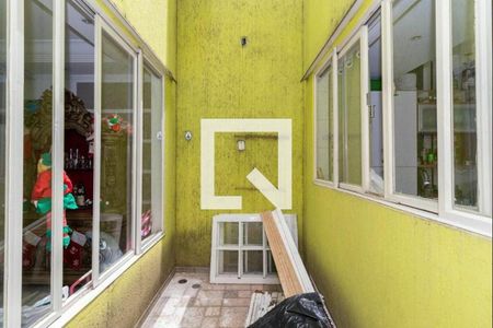 Casa à venda com 540m², 6 quartos e 6 vagas Casa à venda com 540m², 6 quartos e 6 vagasDetalhe da area de serviço