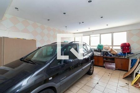 Casa à venda com 540m², 6 quartos e 6 vagas Casa à venda com 540m², 6 quartos e 6 vagasGaragem