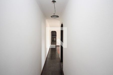 Corredor de casa para alugar com 3 quartos, 140m² em Jardim Ângela (zona Leste), São Paulo