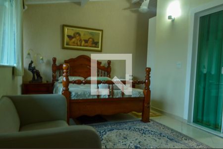 Casa de condomínio à venda com 400m², 4 quartos e 3 vagas Casa de condomínio à venda com 400m², 4 quartos e 3 vagasQuarto 3