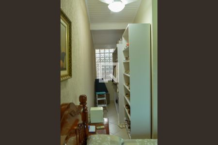 Casa de condomínio à venda com 400m², 4 quartos e 3 vagas Casa de condomínio à venda com 400m², 4 quartos e 3 vagasCloset do Quarto 3