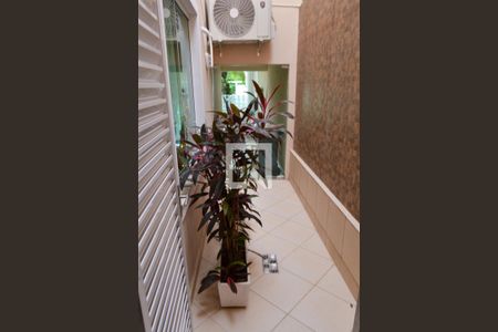 Casa de condomínio à venda com 400m², 4 quartos e 3 vagas Casa de condomínio à venda com 400m², 4 quartos e 3 vagasJardim de inverno