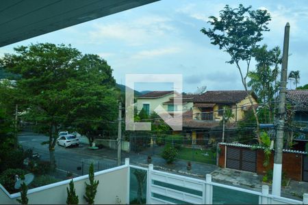 Casa de condomínio à venda com 400m², 4 quartos e 3 vagas Casa de condomínio à venda com 400m², 4 quartos e 3 vagasVista do Quarto 3