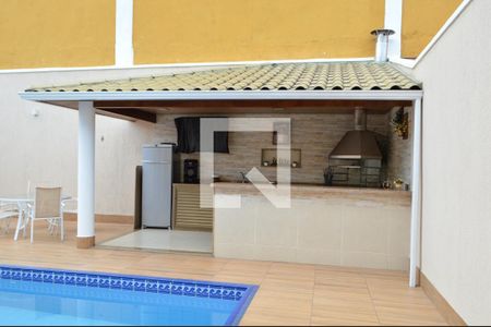 Casa de condomínio à venda com 400m², 4 quartos e 3 vagas Casa de condomínio à venda com 400m², 4 quartos e 3 vagasÁrea Gourmet