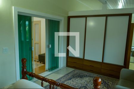 Casa de condomínio à venda com 400m², 4 quartos e 3 vagas Casa de condomínio à venda com 400m², 4 quartos e 3 vagasQuarto 3