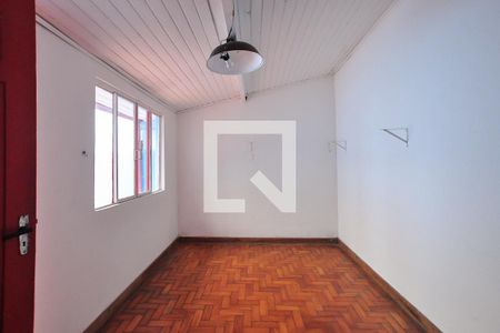 Casa para alugar com 150m², 2 quartos e 2 vagasEscritório