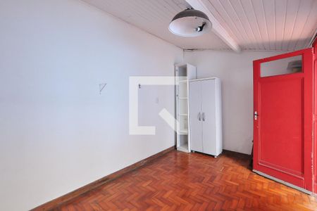 Casa para alugar com 150m², 2 quartos e 2 vagasEscritório