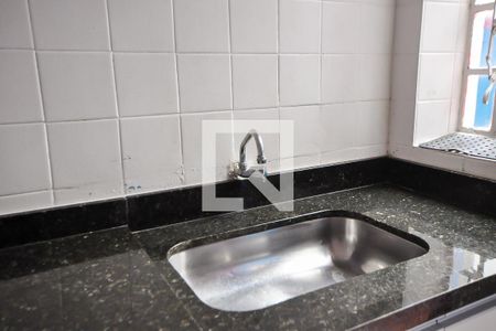 Casa para alugar com 150m², 2 quartos e 2 vagasCozinha