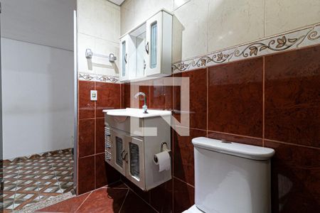 Casa à venda com 100m², 3 quartos e 2 vagasBanheiro da Suíte 2