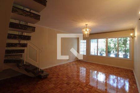 Sala  de casa à venda com 4 quartos, 194m² em Jardim Anália Franco, São Paulo