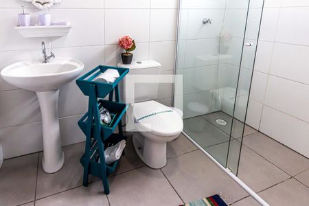 Banheiro de apartamento à venda com 1 quarto, 54m² em Santa Ifigênia, São Paulo