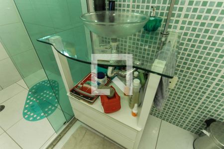 Apartamento à venda com 73m², 2 quartos e sem vagaBanheiro