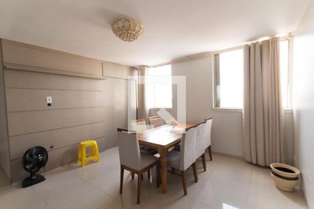 Sala de apartamento para alugar com 3 quartos, 98m² em Setor Oeste, Goiânia