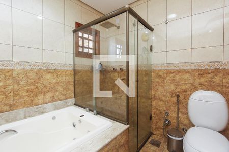 Casa à venda com 300m², 4 quartos e 1 vagaBanheiro suite